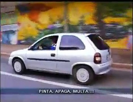 Faixa exclusiva para ônibus na W3