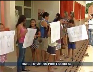 Faltam professores