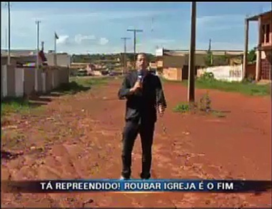 Igreja assaltada