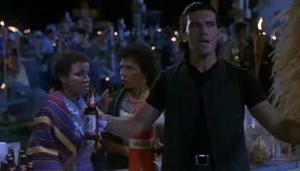 Antonio Banderas - Assassins - graveyard