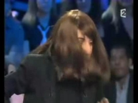 Florence Foresti immite Cecilia Sarkozy