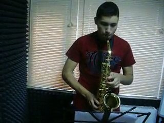 MEDARMONİ SANAT AKADEMİSİ-SAKSAFON DERSİ_ www.medarmonisanat.com