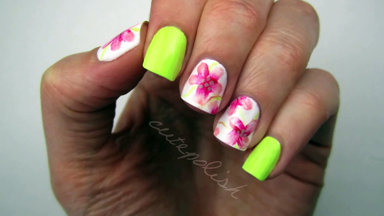 Flower Neon Nails