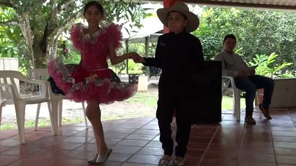 Joropo - Pareja de Baile de Castilla la Nueva