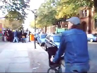 techno-schnitzeljagd verläßt mc donalds (berlin)