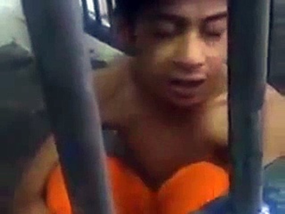 boy beautiful tilawat in a jail aisi tilawat ke kafar ka dil bhi ro betha