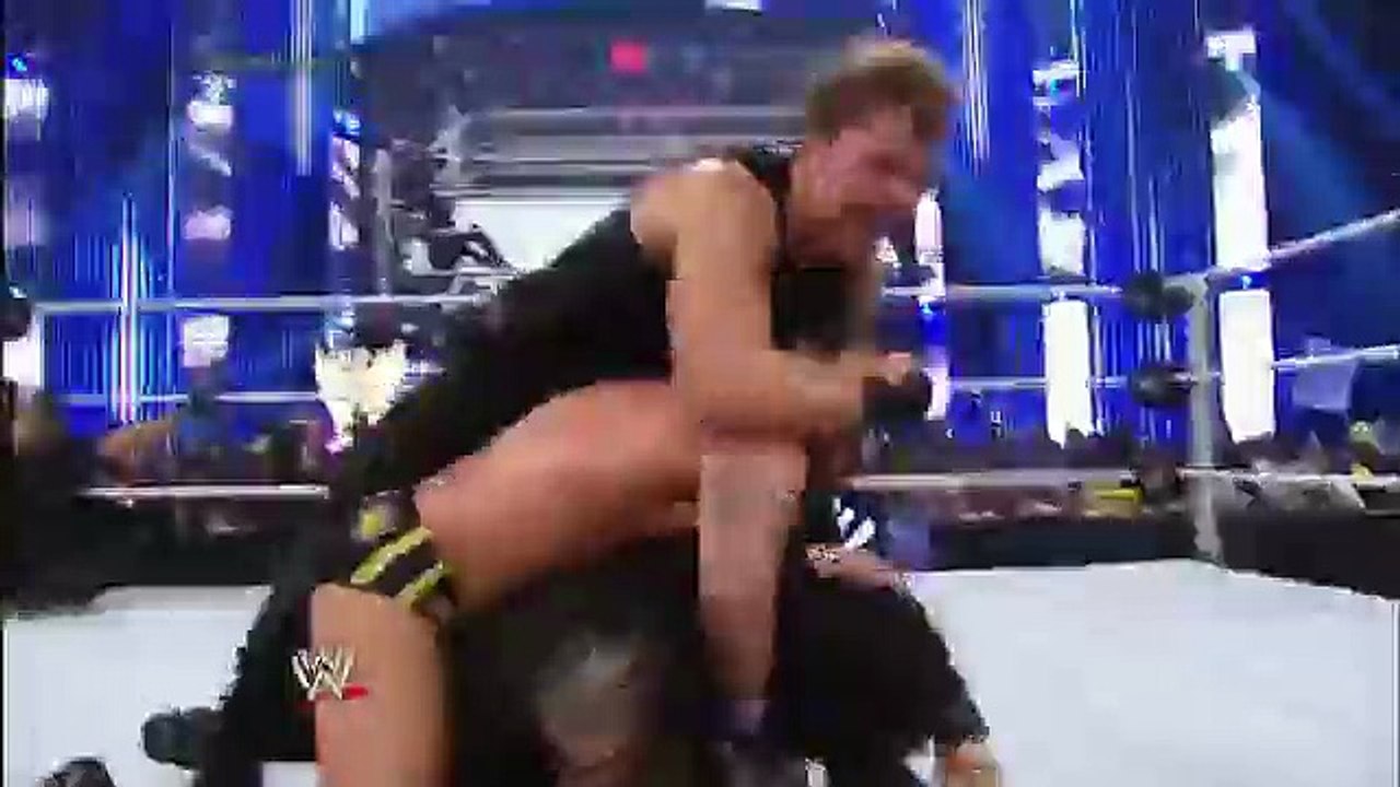 Cena & CM Punk vs. The Shield - 2-on-3 Handicap Match- SmackDown, Dec. 20, 2013