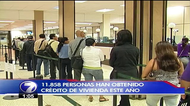 Bancos prevén leve aumento de tasas de interés en colones durante 2015