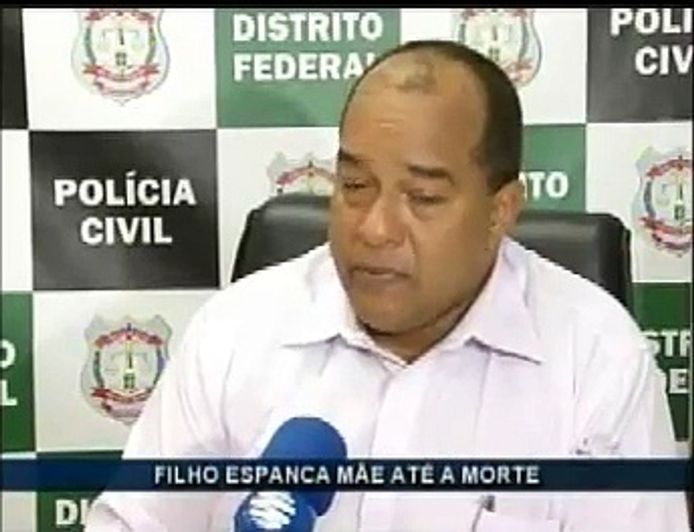 Filho mata mãe