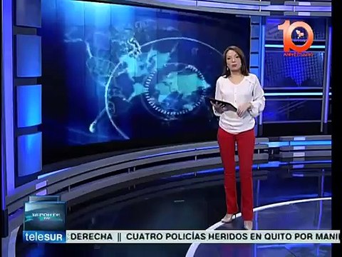 Musulmanes indios se enfrentan con policía en Cachemira