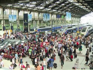 La chaleur au rendez-vous des premiers grands départs en vacances (2)