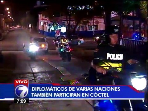 Entre lágrimas y abrazos, la presidenta Laura Chinchilla cumplió su último día de trabajo