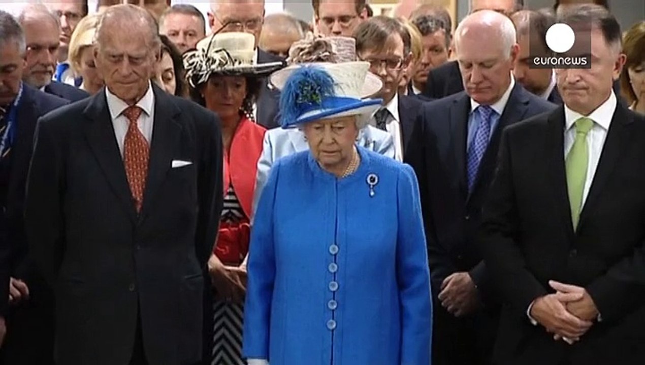 یک دقیقه سکوت در بریتانیا به احترام سی قربانی حمله تروریستی در تونس