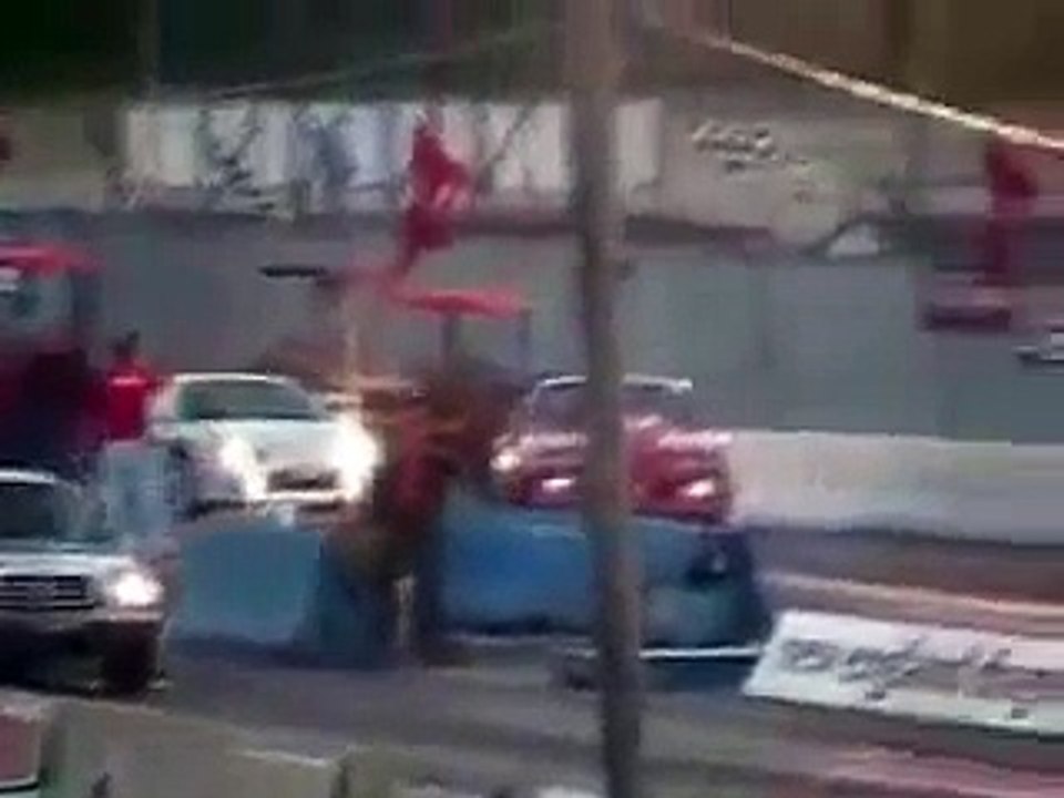 MTM Racing - Mercedes Benz 560 SEL vs Ford Mustang 5.0