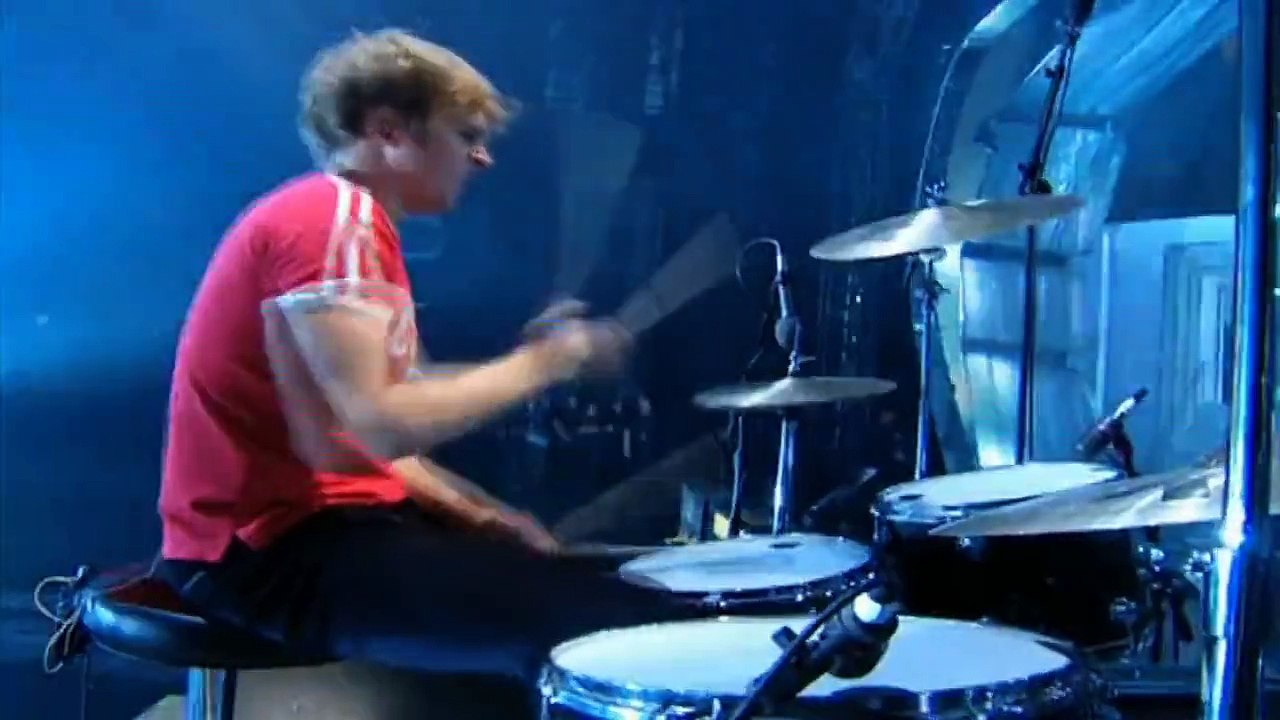 The Vines - Get Free [2002 Video Music Awards]