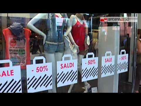 TG 03.07.15 Saldi, oggi comincia la corsa ai saldi in Puglia