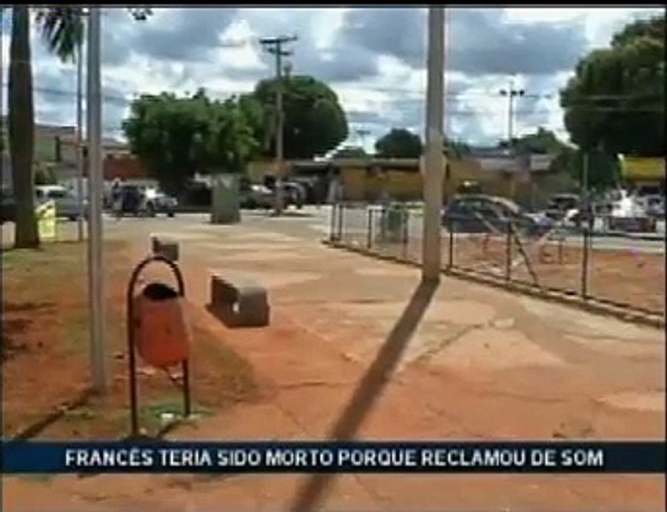 Francês morto a pauladas
