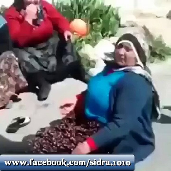 آنٹی کو کیا ہوگیا ہے