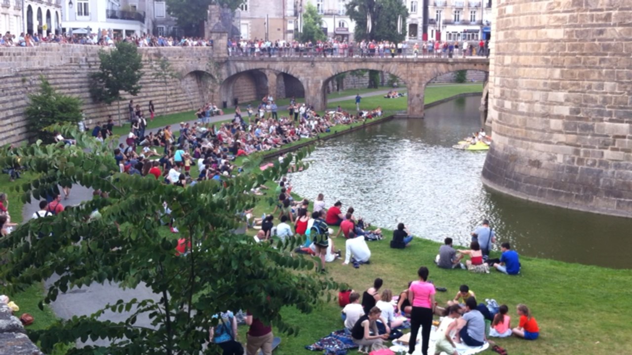 Concert aquatique, douves du Château des ducs