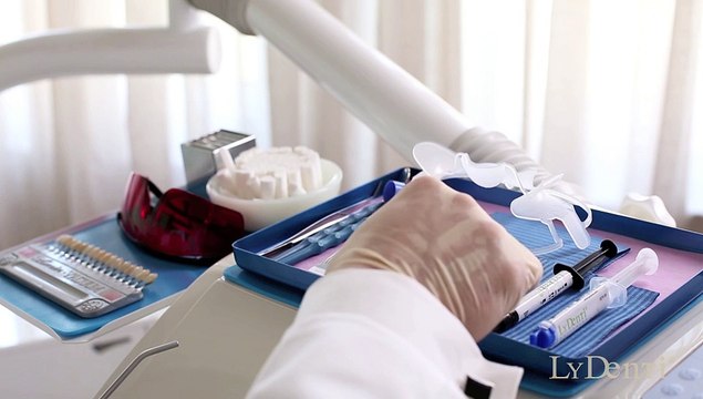 Tooth-Whitening Zahnaufhellung Zahnbleaching Bleaching in Office-bleaching LED-Lampe LyDenti