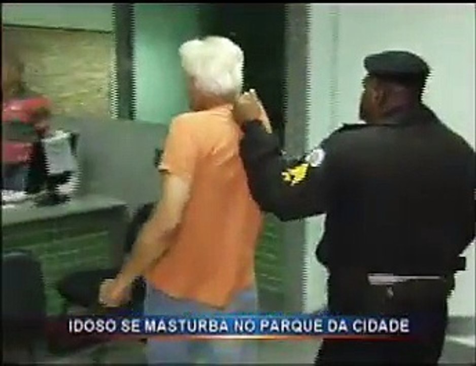 Idoso preso