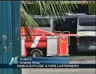 Ônibus explode