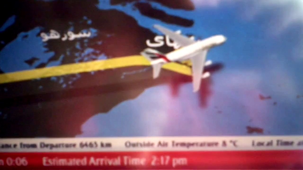 A380  EMIRATES LANDING INSIDE CABIN