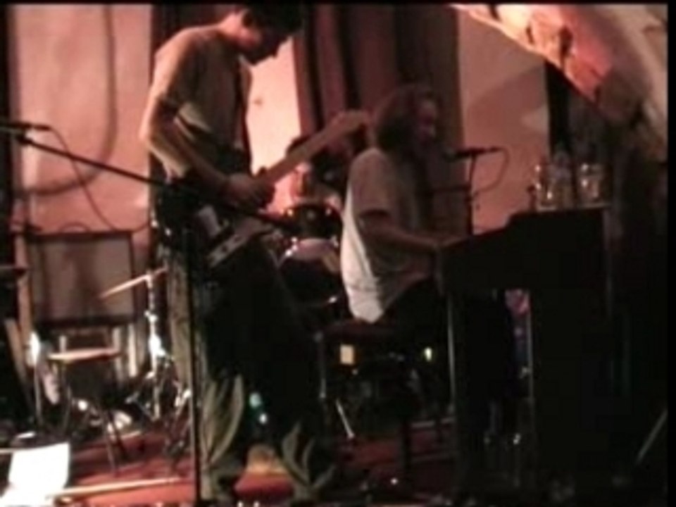 Pyramid song part 2(27-02-07)