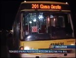 Facadas em ônibus