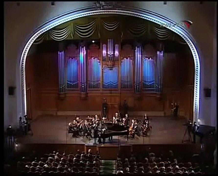 Andrei Gavrilov - Bach - Keyboard Concerto No 5 in F minor, BWV 1056