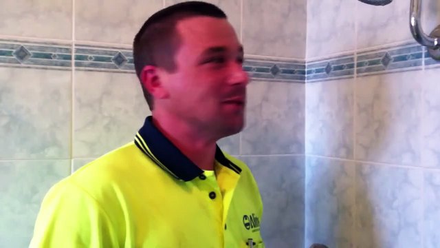 how to remove the water saver from a shower head