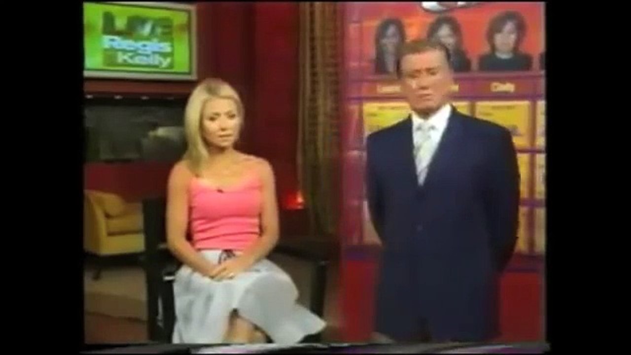 Kelly Ripa Gets Adjusted On Regis and Kelly