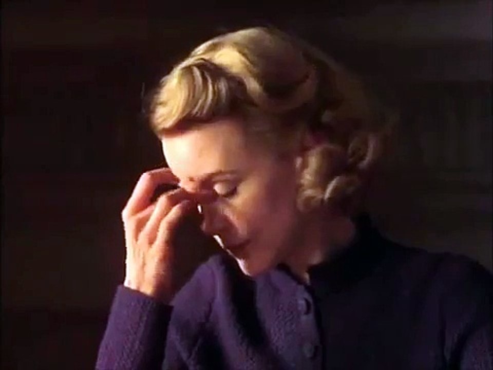The Others - favorite scene with Nicole Kidman , Alakina Mann and James Bentley