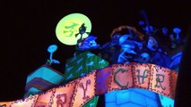Haunted Mansion Holiday 2013 FULL Detailed Ride w/ Queue, New Projections, Disneyland - POV HD