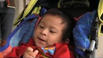Niño con parálisis cerebral infantil con un futuro incierto
