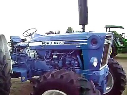 Vendo Tractor Ford 7600 turbo 4x4 prr $15000 Dolares -