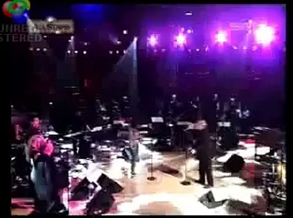 Chain of Fools - Joe Cocker and Beverley Knight.wmv