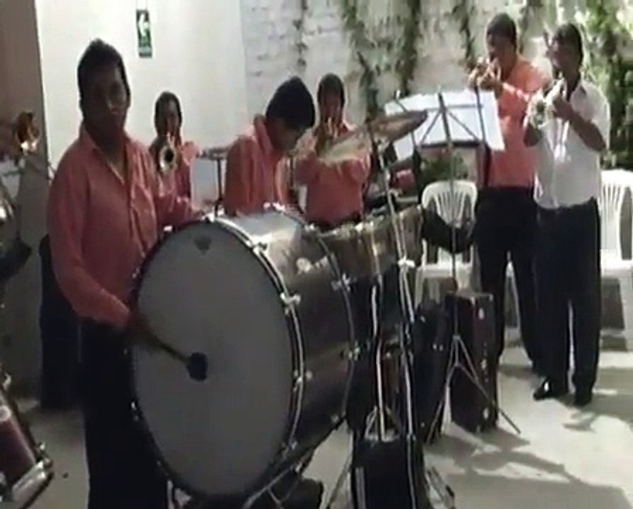 BANDA DE MUSICOS "MI TRUJILLO" DE TRUJILLO - MIX CUMBIA