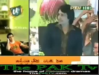 Tải video: Umar Akmal Vs Amanat Chann On PTV Home WC11 Special ( Very Funny )