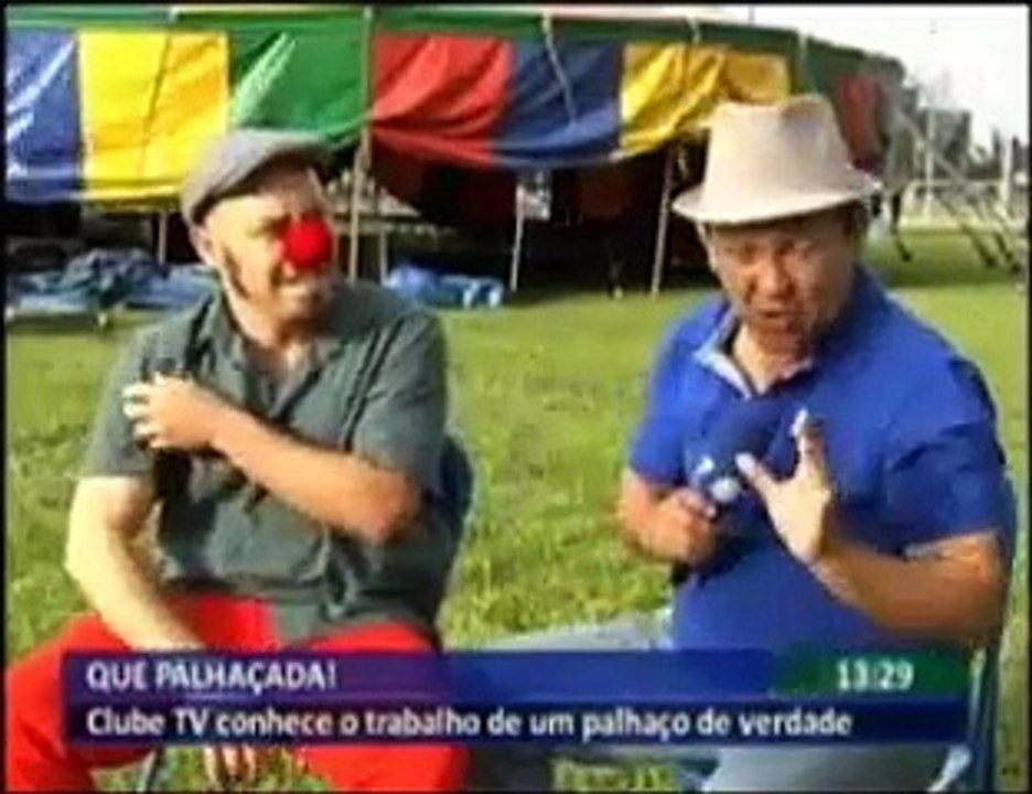 Que palhaçada!