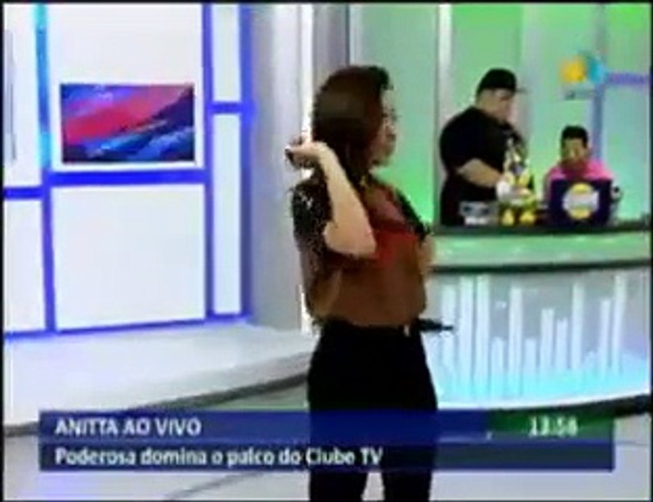 Anitta na Clube