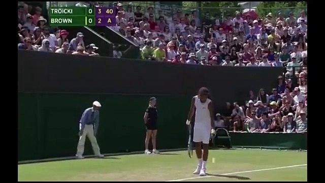 Viktor Troicki vs Dustin Brown [HOT SHOT] Wimbledon 2015 - HD