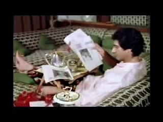 Clip from Insaaf Ka Tarazu (1980), starring Raj Babbar. Plz comment.