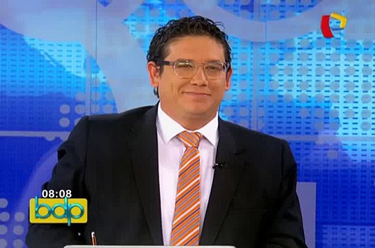 Estados Unidos: captan a Miley Cyrus besando a modelo Stella Maxwell