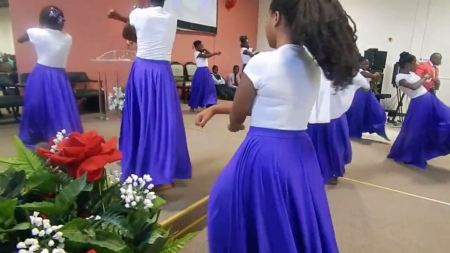 Groupe Jeunesse de l'eglise vrai tabernacle de Jesus Christ...