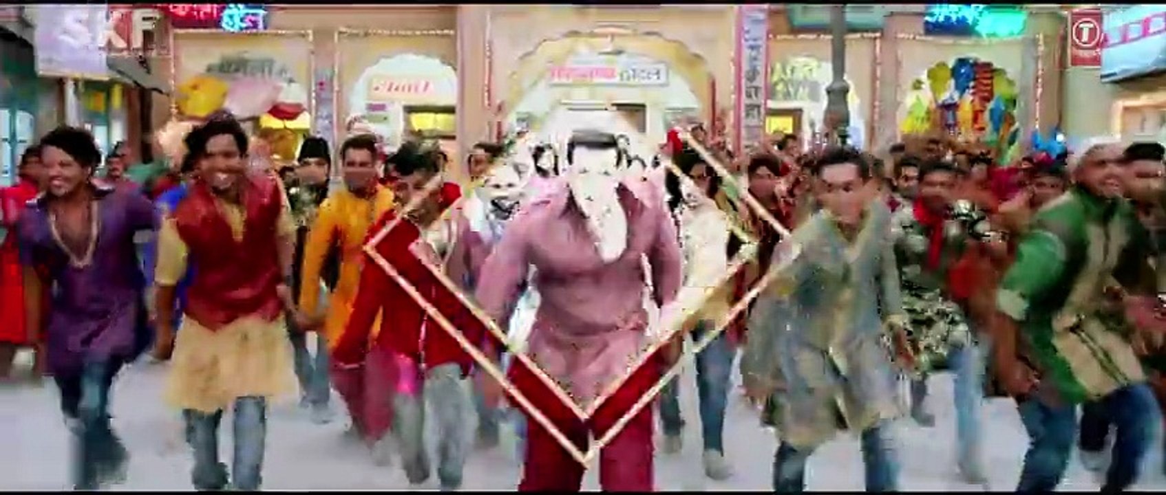 Aaj Ki Party VIDEO Song Mika Singh Salman Khan Kareena Kapoor Bajrangi Bhaijaan