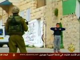 Israeli soldiers treat Palestinian children very nice