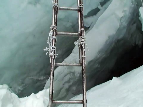 Mount Everest crevasse crossing