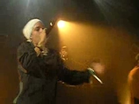 Keny Arkana - Faut qu'on s'en sorte