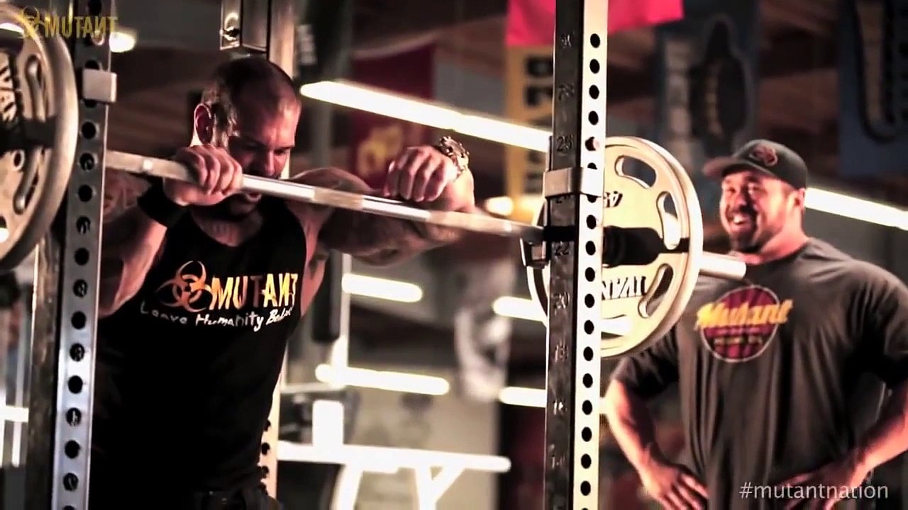 34 INCH LEGS SQUAT WORKOUT - Rich Piana